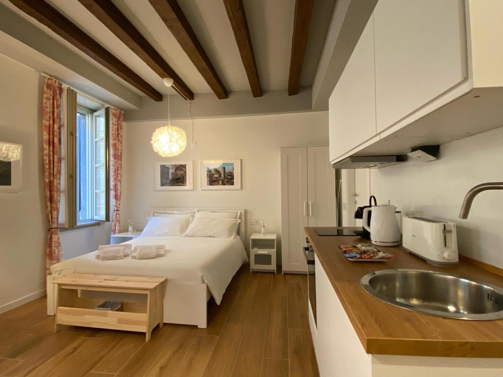 Wish Rooms Charme&Relax Bergamo Exterior foto