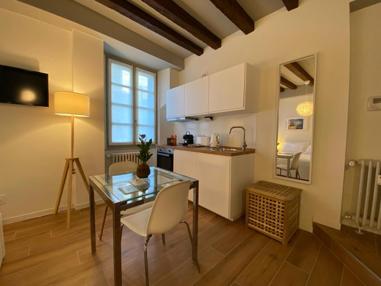 Wish Rooms Charme&Relax Bergamo Exterior foto